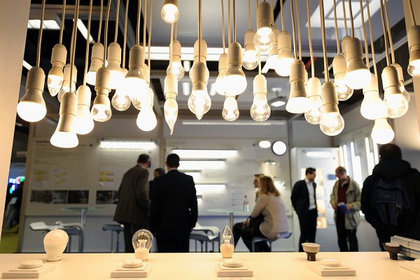 Philips präsentierte in Hamburg ein großes Portfolio an LED-Leuchtmitteln, darunter einige interessante Neuheiten. Foto: HMC / Nico Maack (N)