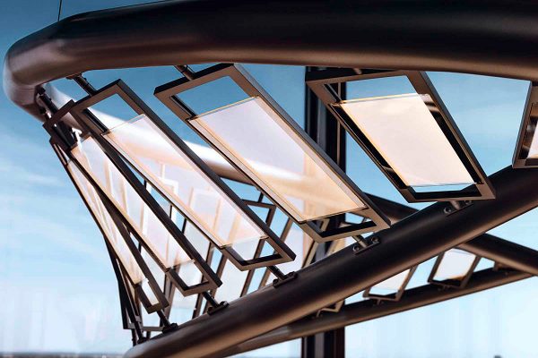 Hersteller Osram entwickelt seit vielen Jahren OLEDs und OLED-Beleuchtung. Die beeindruckende Leuchte "Rollercoaster" mit OLED-Modulen ist bereits seit 2012 auf dem Markt. In Zukunft werden noch viele weitere OLED-Leuchten dazukommen. Foto: Andreas Mierswa / Osram