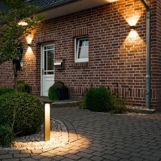 Bega Freistrahlende Garten- und Wegeleuchten mit Aufschraubsockel und Bewegungssensor - LED