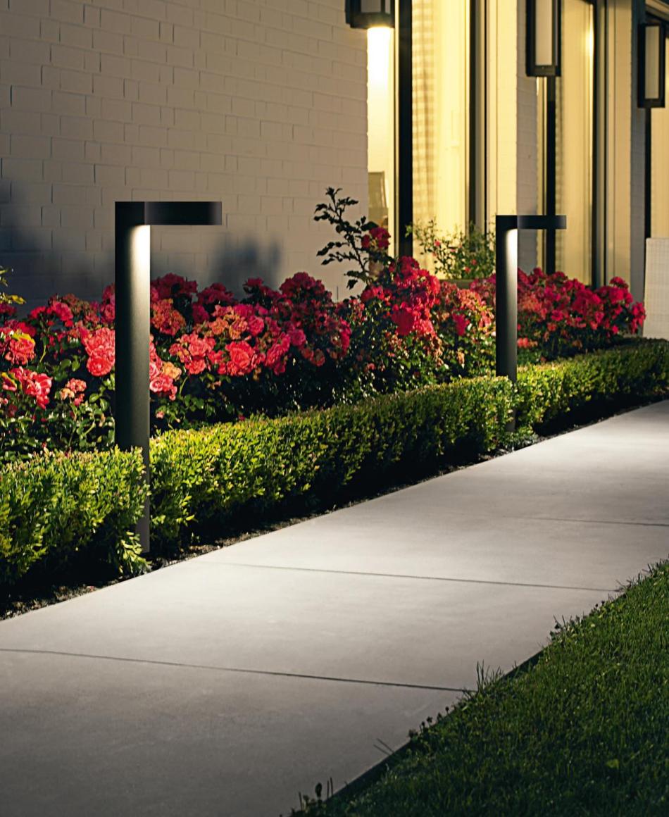 Bega Abgeblendete Garten- und Wegeleuchten mit Erdstück - LED