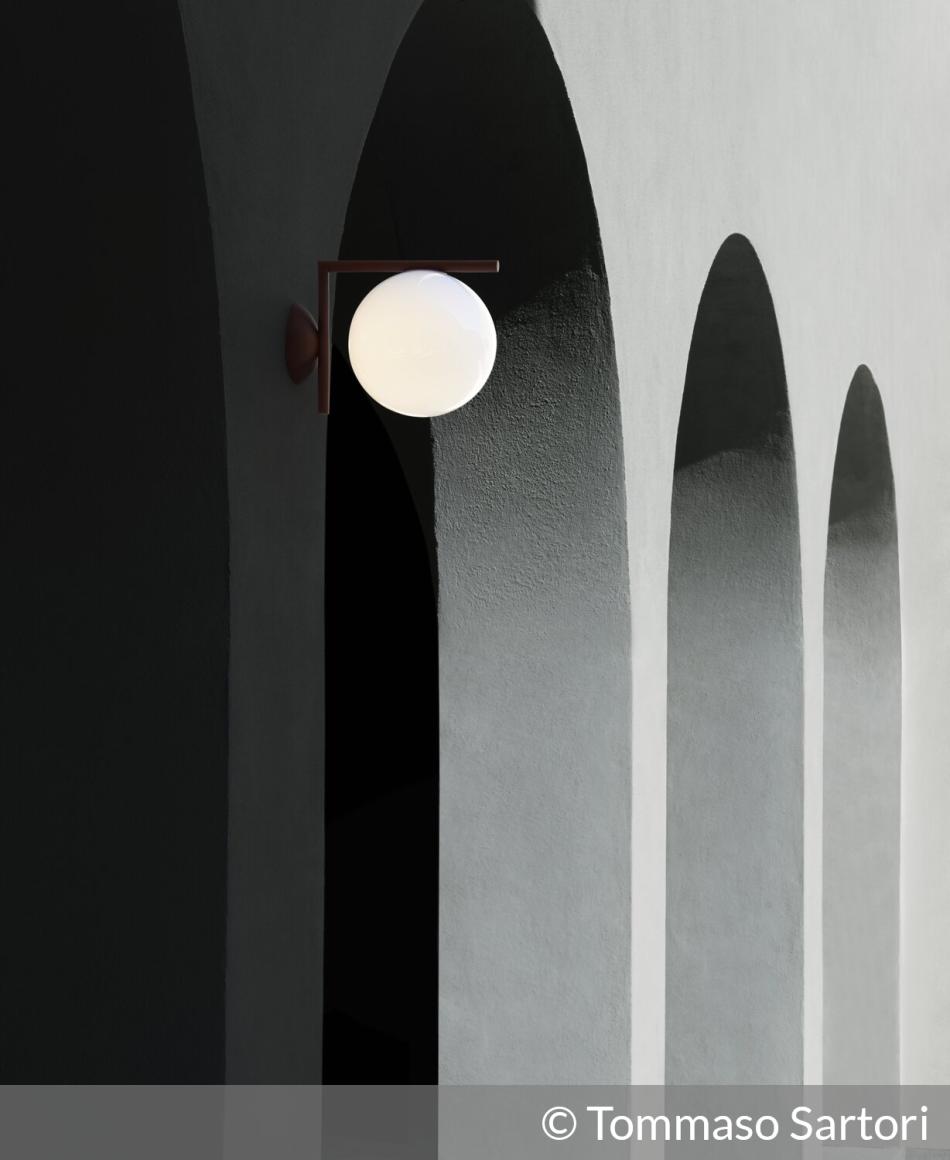 Flos IC Lights Ceiling/Wall Outdoor | © Tommaso Sartori