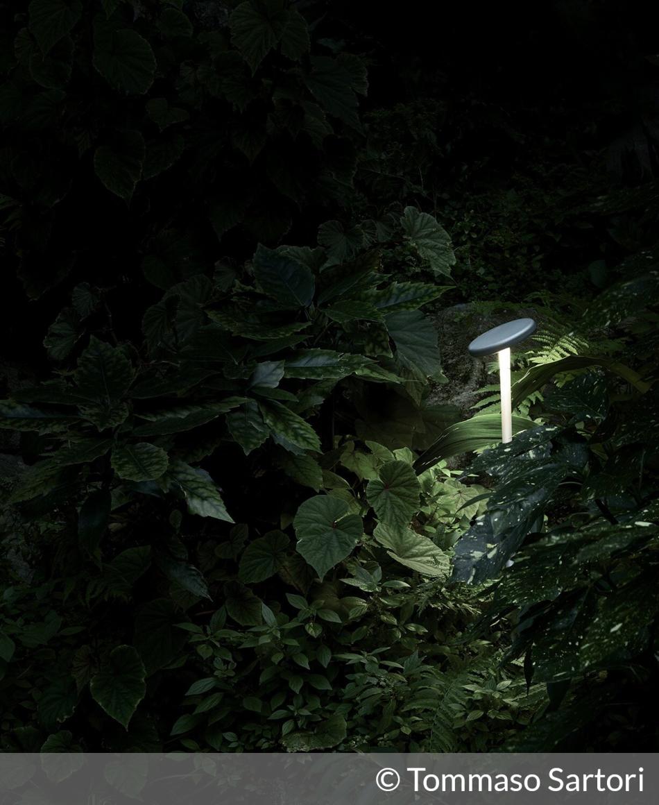Flos Landlord Soft LED Sockelleuchte 2700K ON/OFF | © Tommaso Sartori