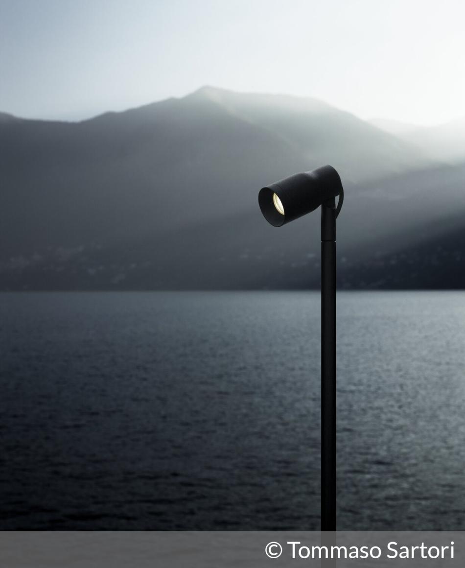 Flos Landlord Spot 24° 2700K ON/OFF | © Tommaso Sartori