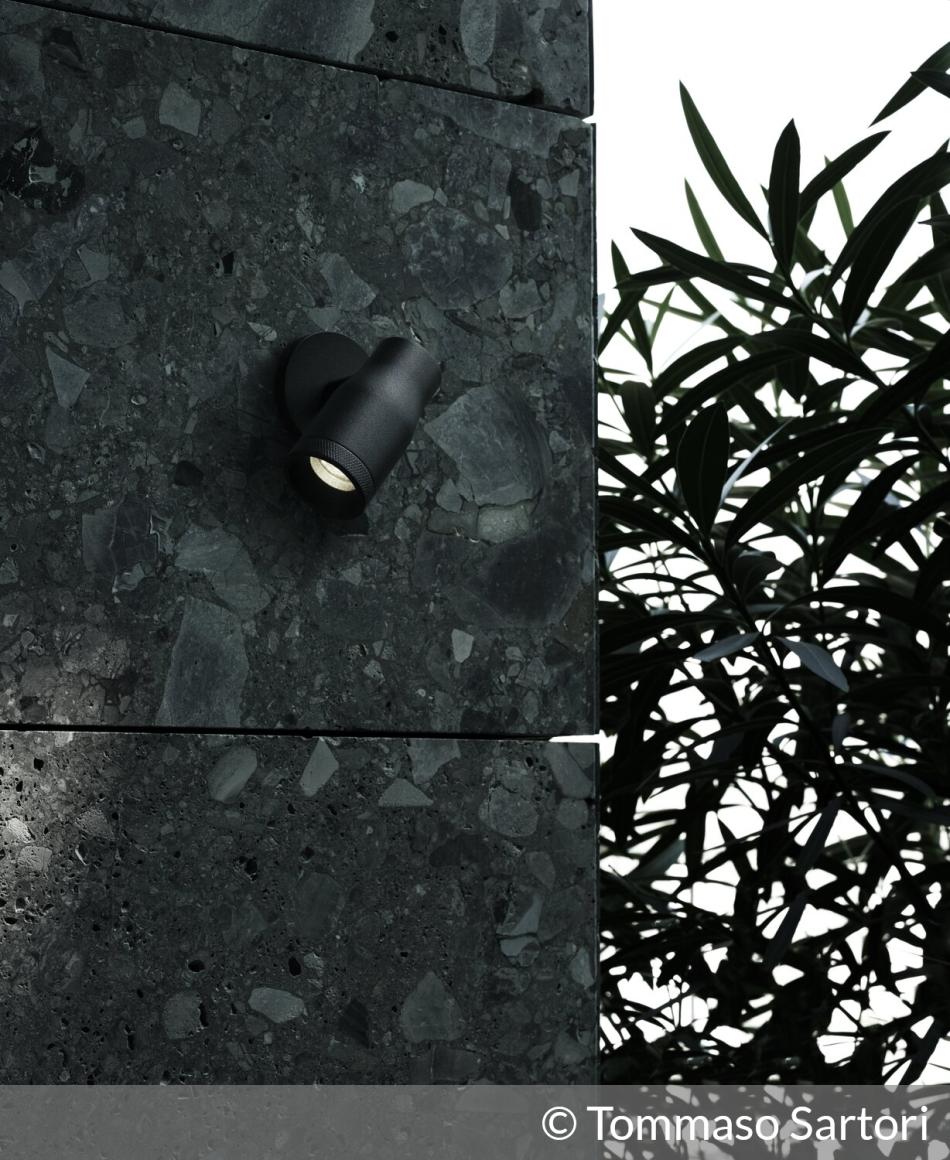 Flos Landlord Wall Spot 2700K ON/OFF | © Tommaso Sartori