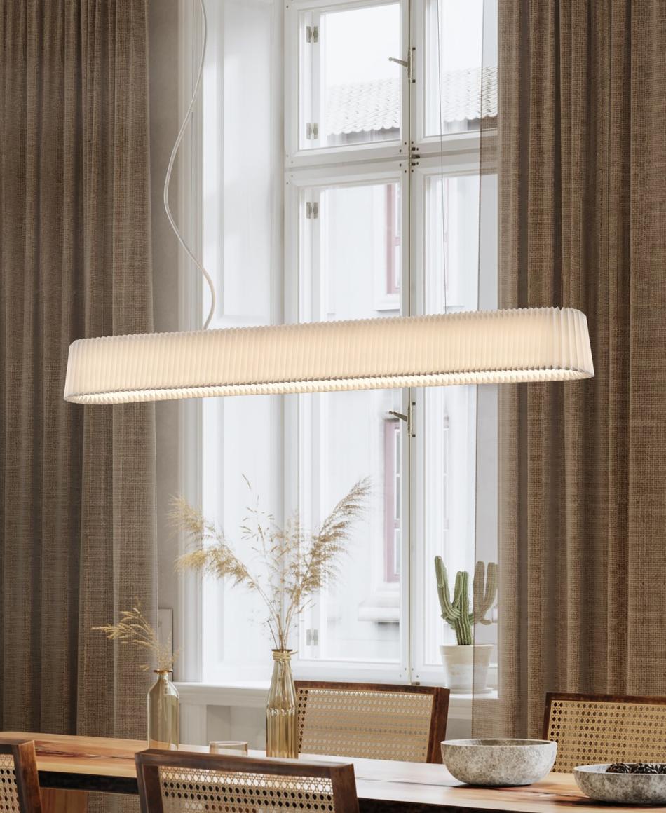 LeKlint189_Long_Pleat_pendant_lifestyle1.png