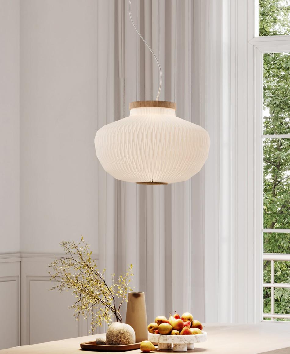 LeKlint141_Urchina_pendant_large_lightoak_lifestyle1.png