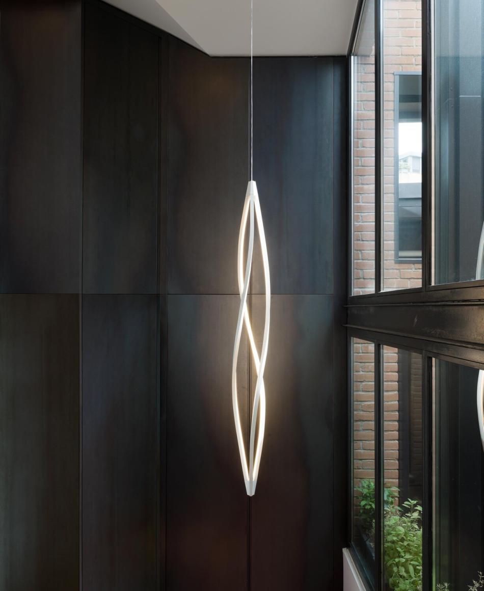 Nemo In the Wind Pendant Vertical LED