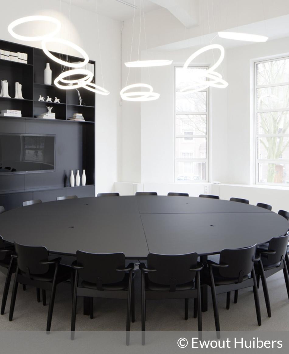 Vibia Halo Circular 2331 Pendelleuchten | © Ewout Huibers