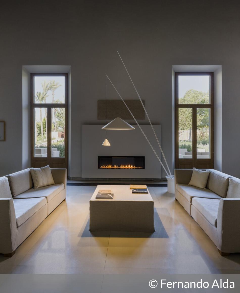 Vibia North 5605 Stehleuchten | © Fernando Alda