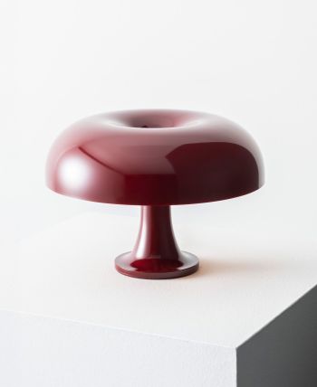 Artemide_Nessino_Ruby Red_©Federico Villa.jpg