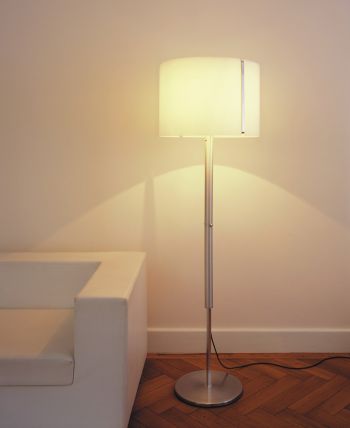 Serien Lighting Jones Floor Schirm groß LED Glas gelb
