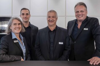 Gruppenfoto der Lichtberater aus unserem Showroom Frankfurt.